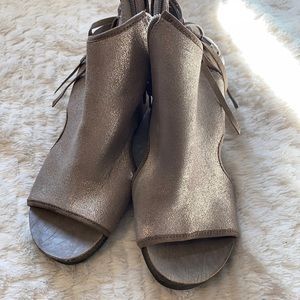 Otbt sandals shimmer gold/silver color